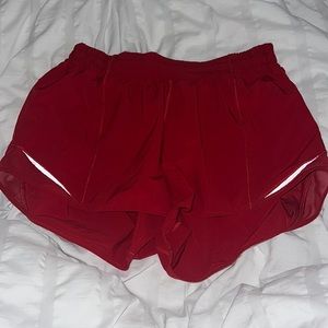 These lulu shorts dont fit me anymore!!